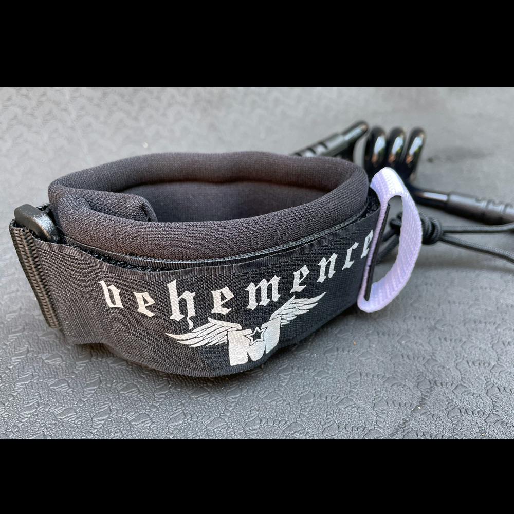 Mstar x Vehemence Shorty Wrist Leash